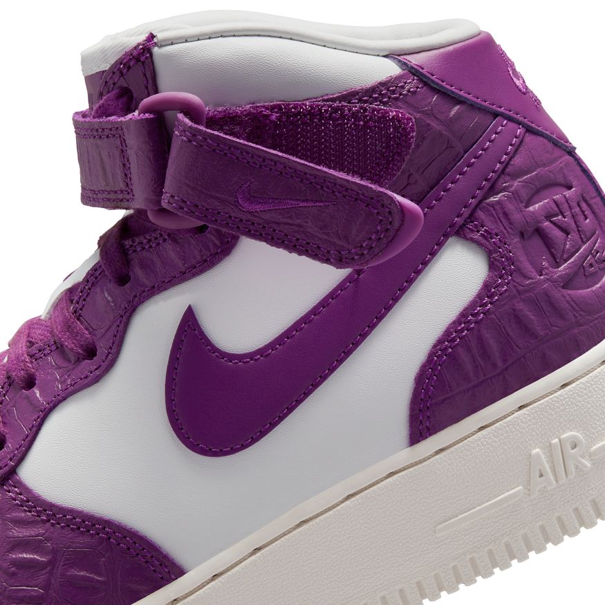 NIKE AIR FORCE 1 07 MID LX WOMENS SHOES