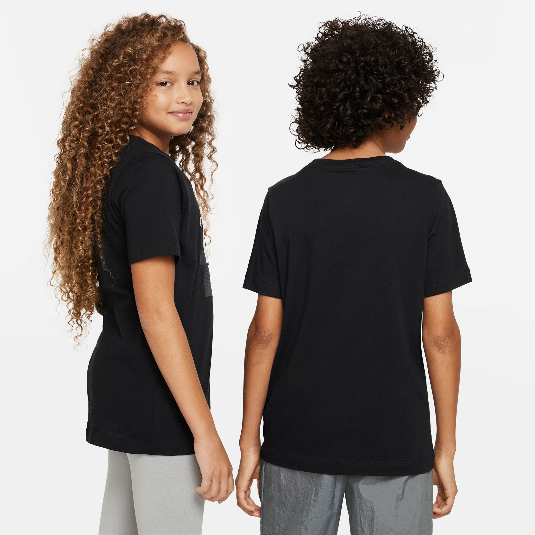 NIKE SPORTSWEAR BIG KIDS T-SHIRT