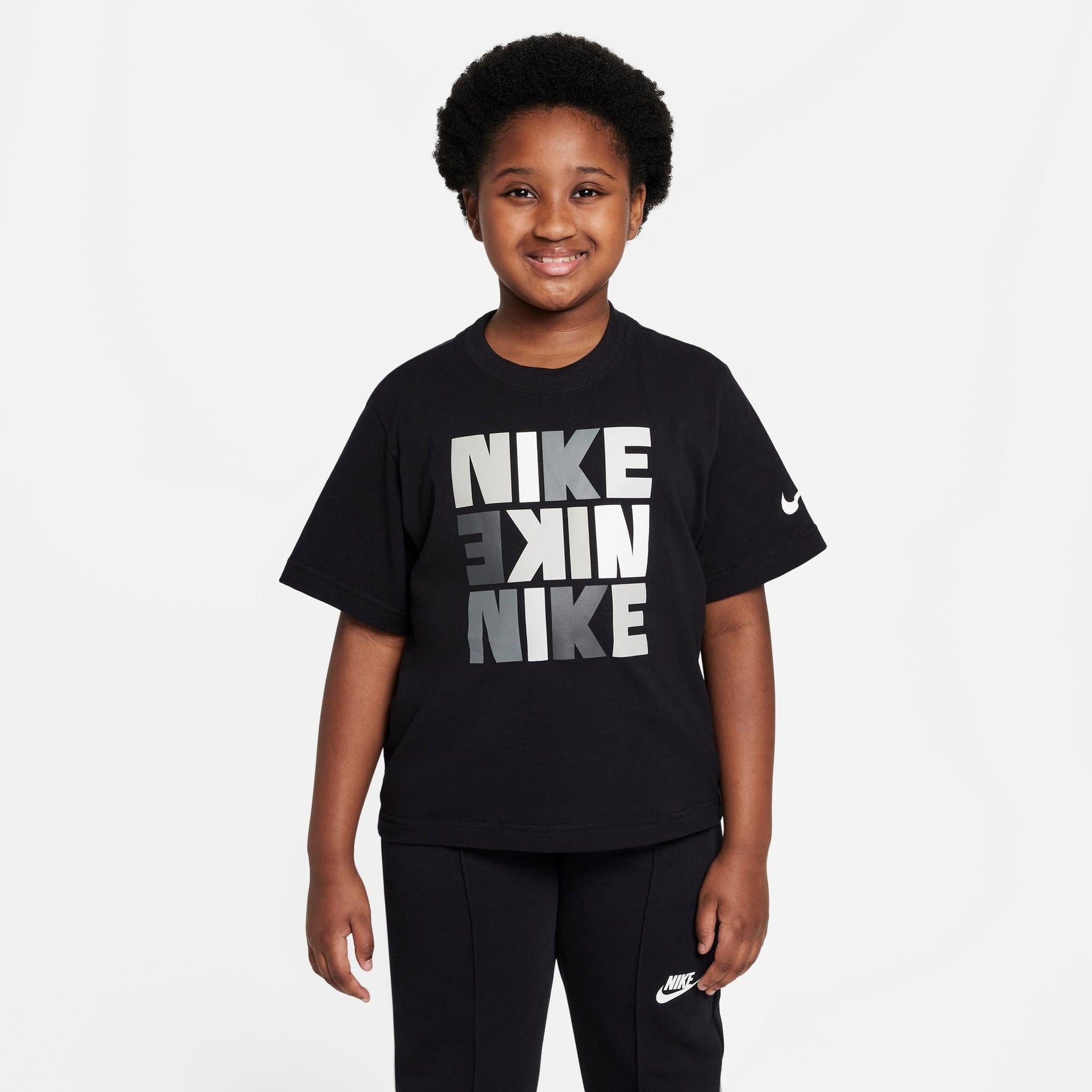 NIKE SPORTSWEAR BIG KIDS T-SHIRT