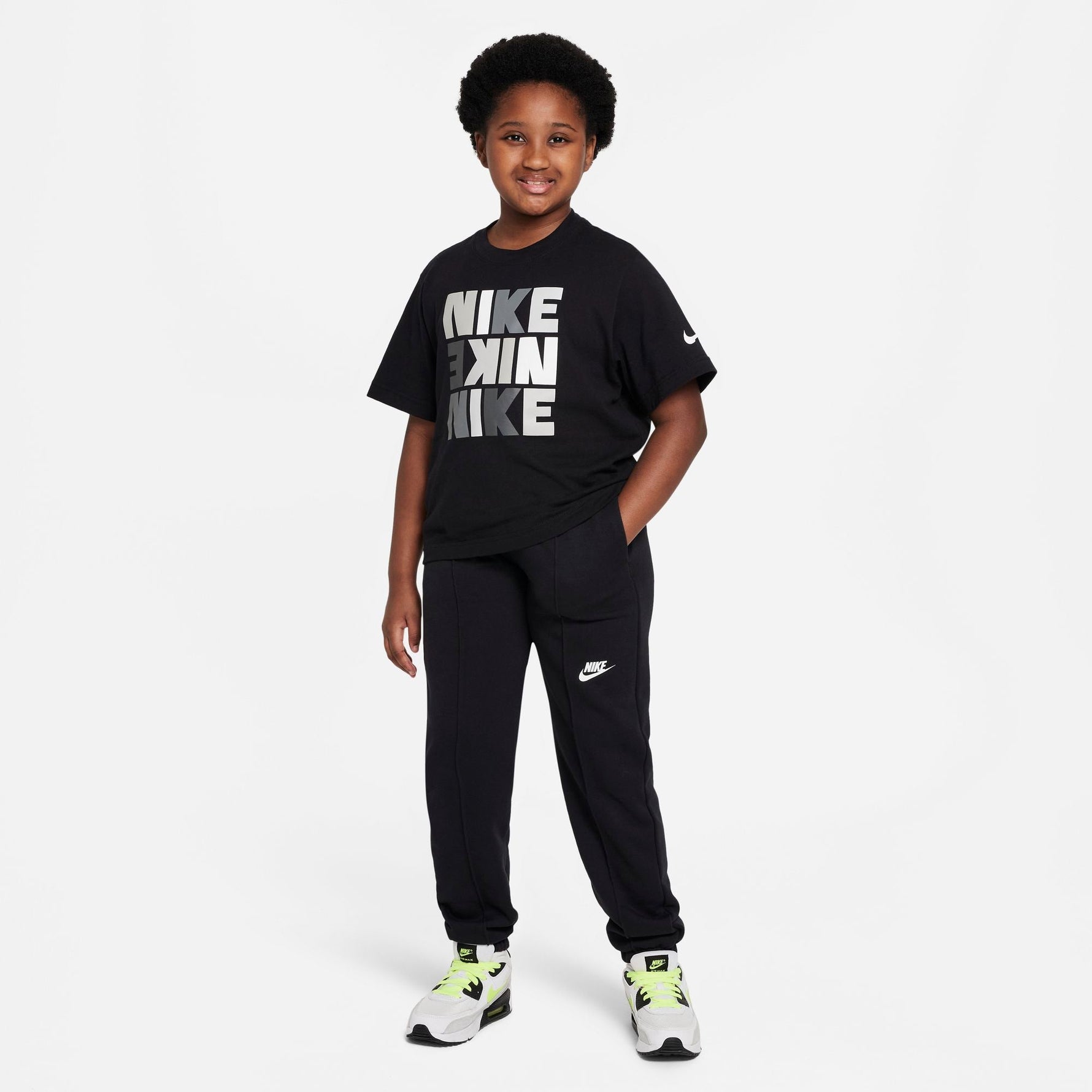 NIKE SPORTSWEAR BIG KIDS T-SHIRT